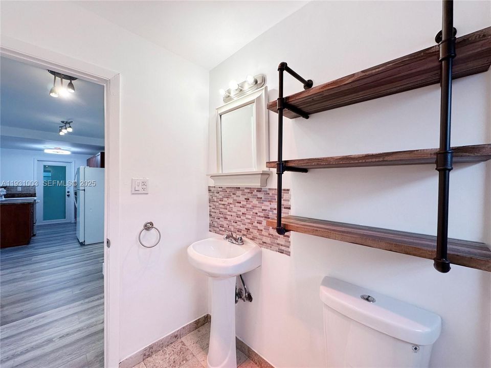 For Rent: $2,500 (1 beds, 1 baths, 600 Square Feet)