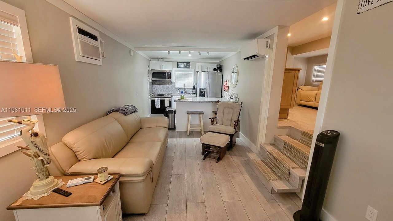 На продажу: $89,900 (1 спален, 1 ванн, 0 Квадратных фут)