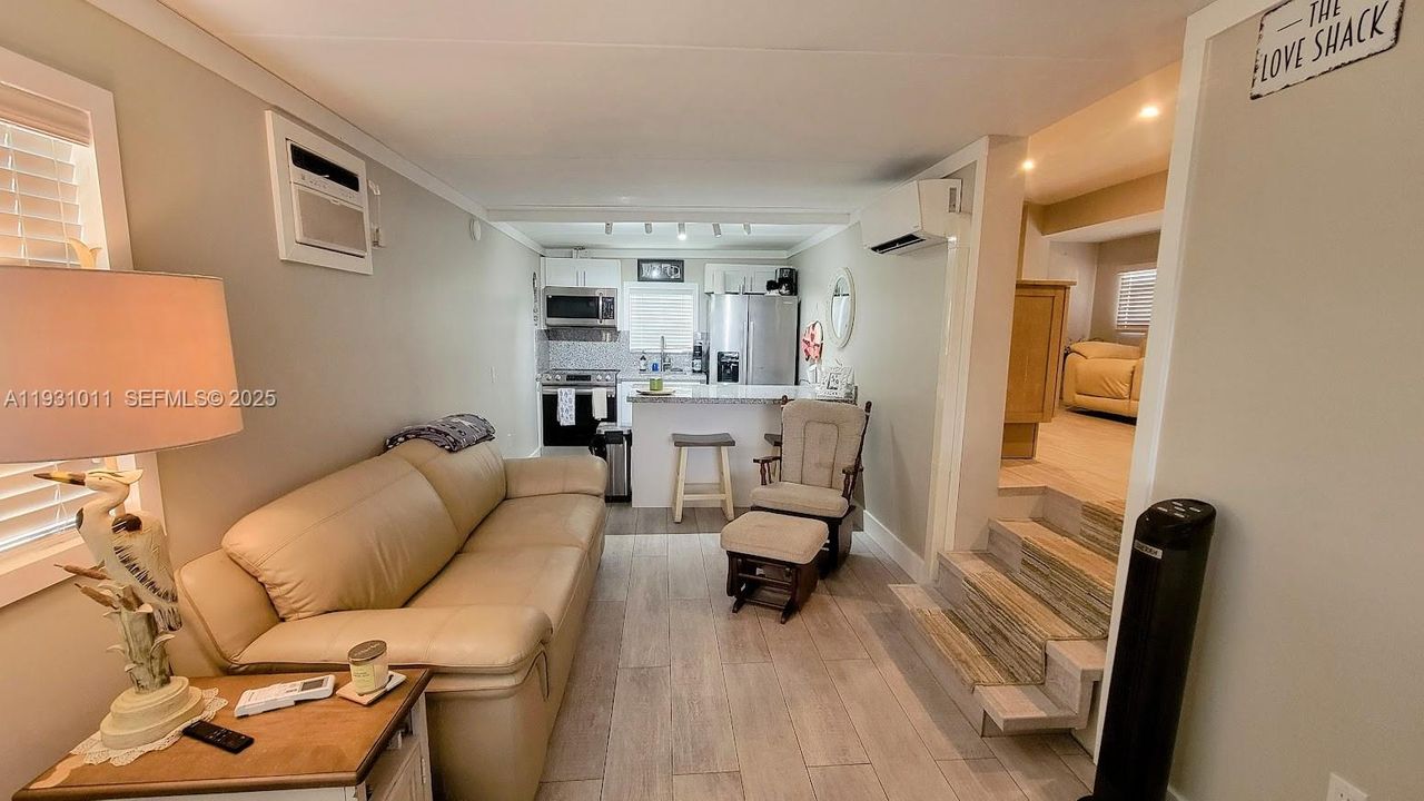 На продажу: $89,900 (1 спален, 1 ванн, 0 Квадратных фут)