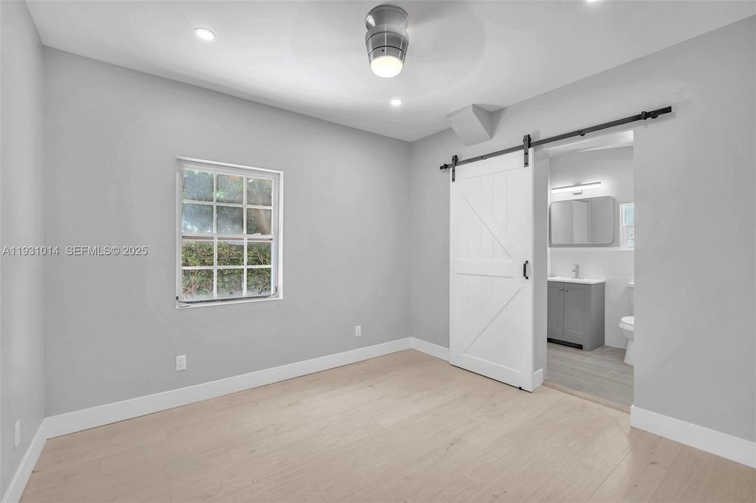 На продажу: $779,000 (0 спален, 0 ванн, 1556 Квадратных фут)