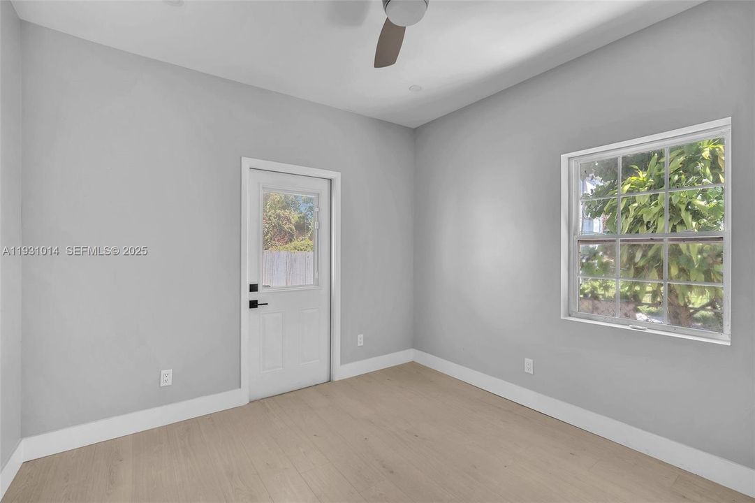 На продажу: $779,000 (0 спален, 0 ванн, 1556 Квадратных фут)