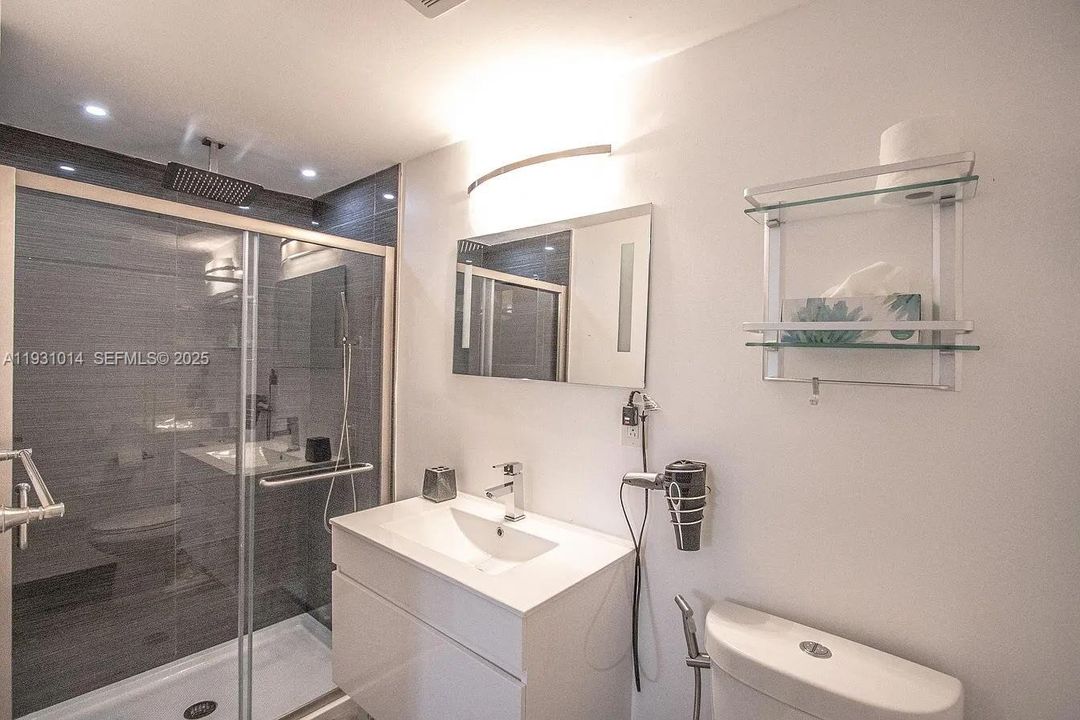 На продажу: $779,000 (0 спален, 0 ванн, 1556 Квадратных фут)