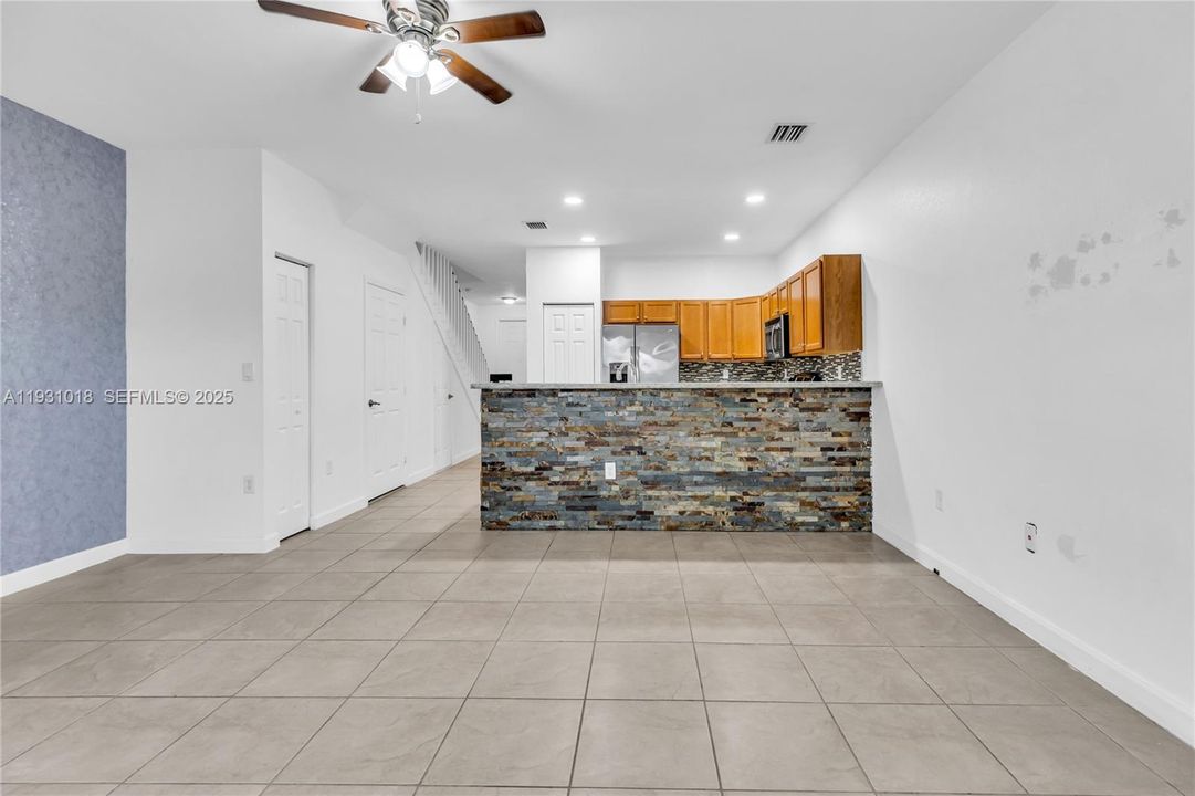 For Sale: $485,000 (3 beds, 2 baths, 1545 Square Feet)