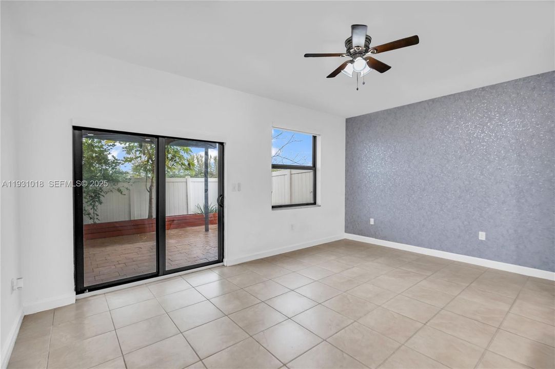 For Sale: $485,000 (3 beds, 2 baths, 1545 Square Feet)