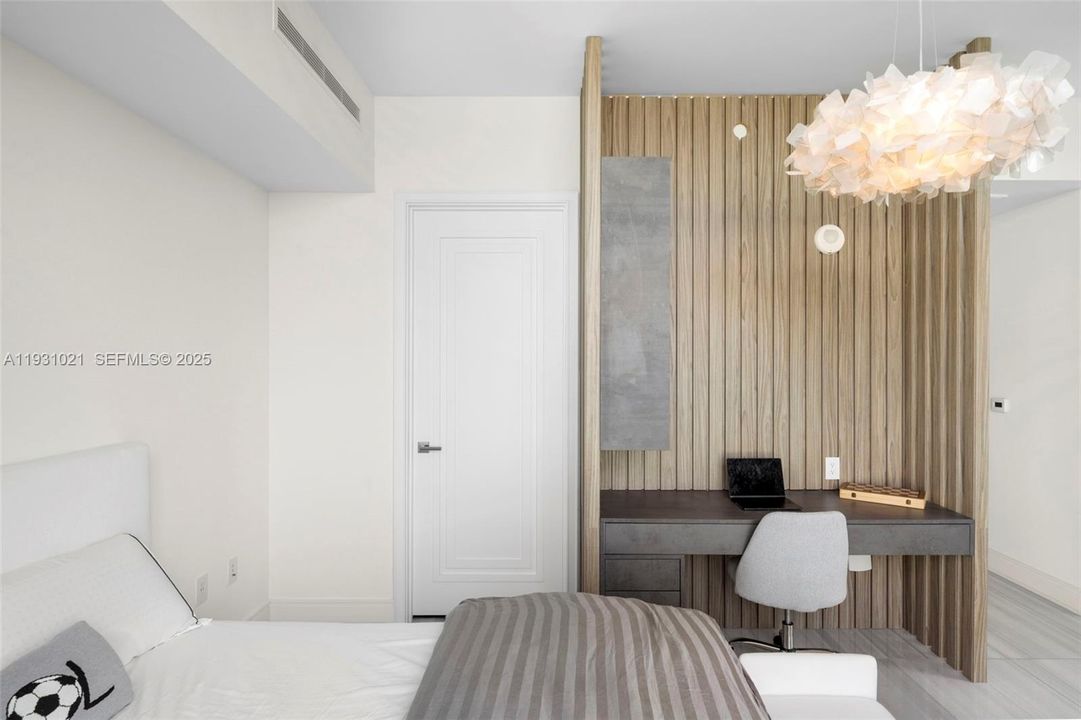 待售: $7,650,000 (4 贝兹, 5 浴室, 3287 平方英尺)