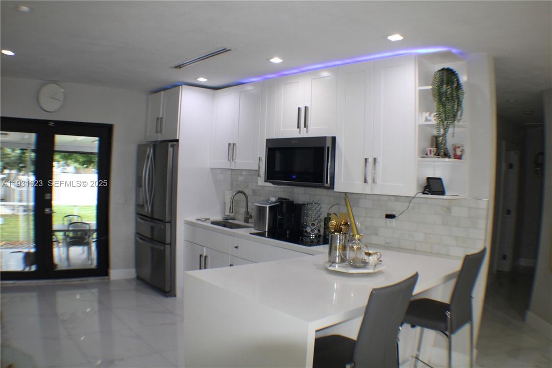 En Venta: $620,000 (3 camas, 2 baños, 1343 Pies cuadrados)