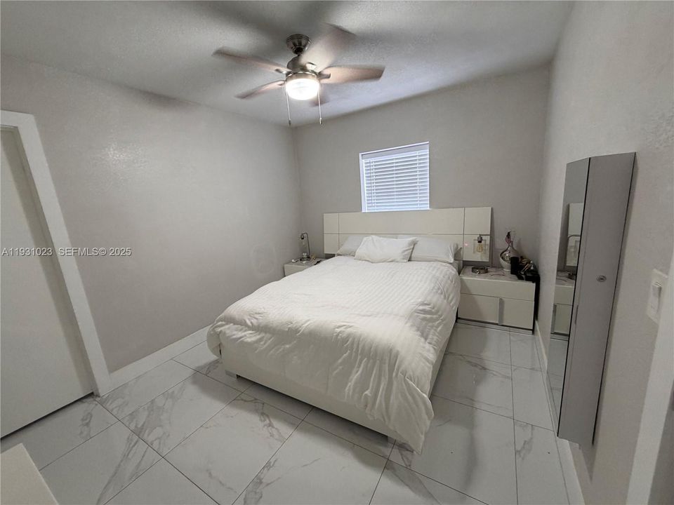 En Venta: $620,000 (3 camas, 2 baños, 1343 Pies cuadrados)