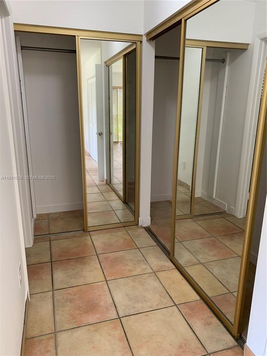 For Rent: $3,450 (3 beds, 2 baths, 1712 Square Feet)