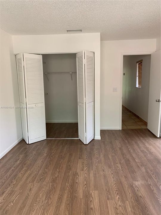 For Rent: $3,450 (3 beds, 2 baths, 1712 Square Feet)