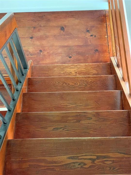 For Rent: $3,450 (3 beds, 2 baths, 1712 Square Feet)