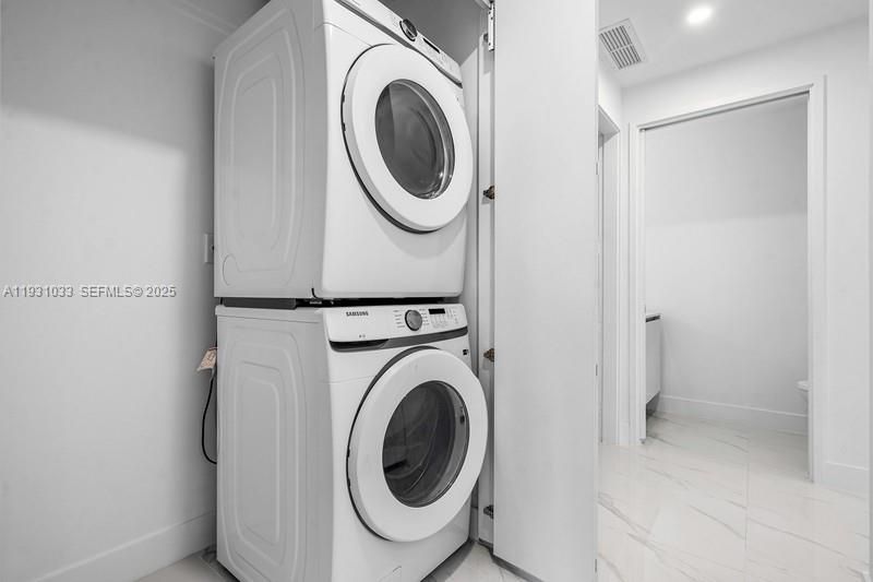 For Rent: $9,500 (3 beds, 3 baths, 0 Square Feet)