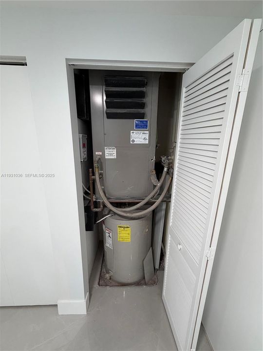 出租: $4,800 (2 贝兹, 2 浴室, 1190 平方英尺)