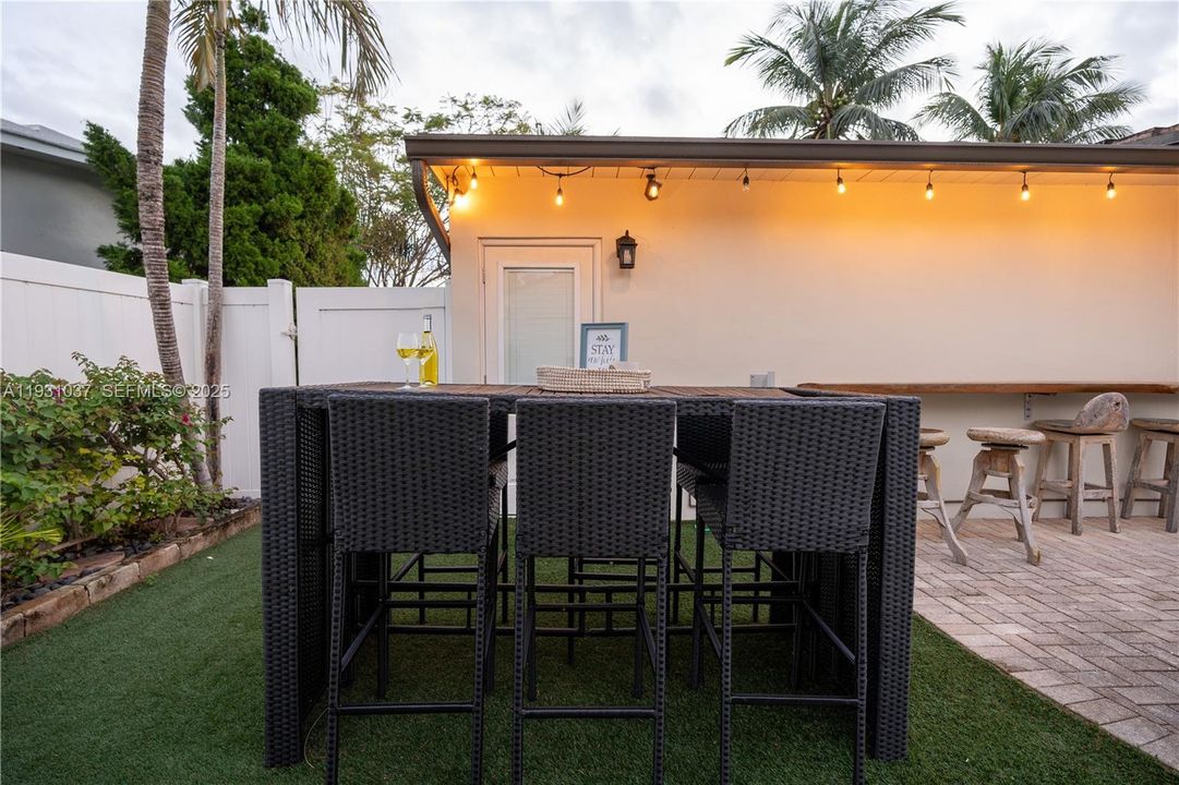 На продажу: $850,000 (3 спален, 2 ванн, 1248 Квадратных фут)