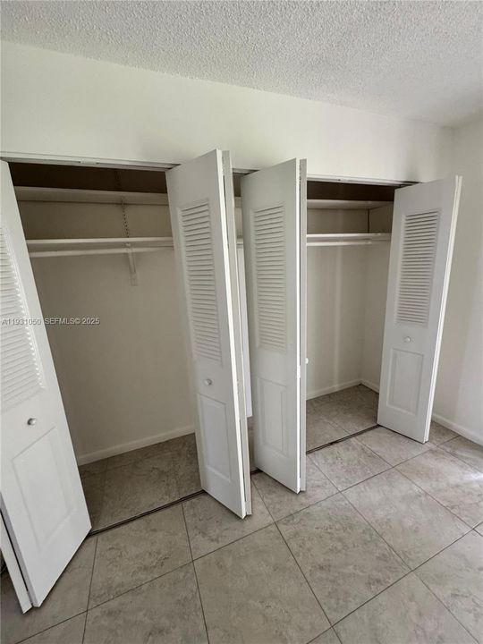 На продажу: $80,000 (1 спален, 1 ванн, 558 Квадратных фут)