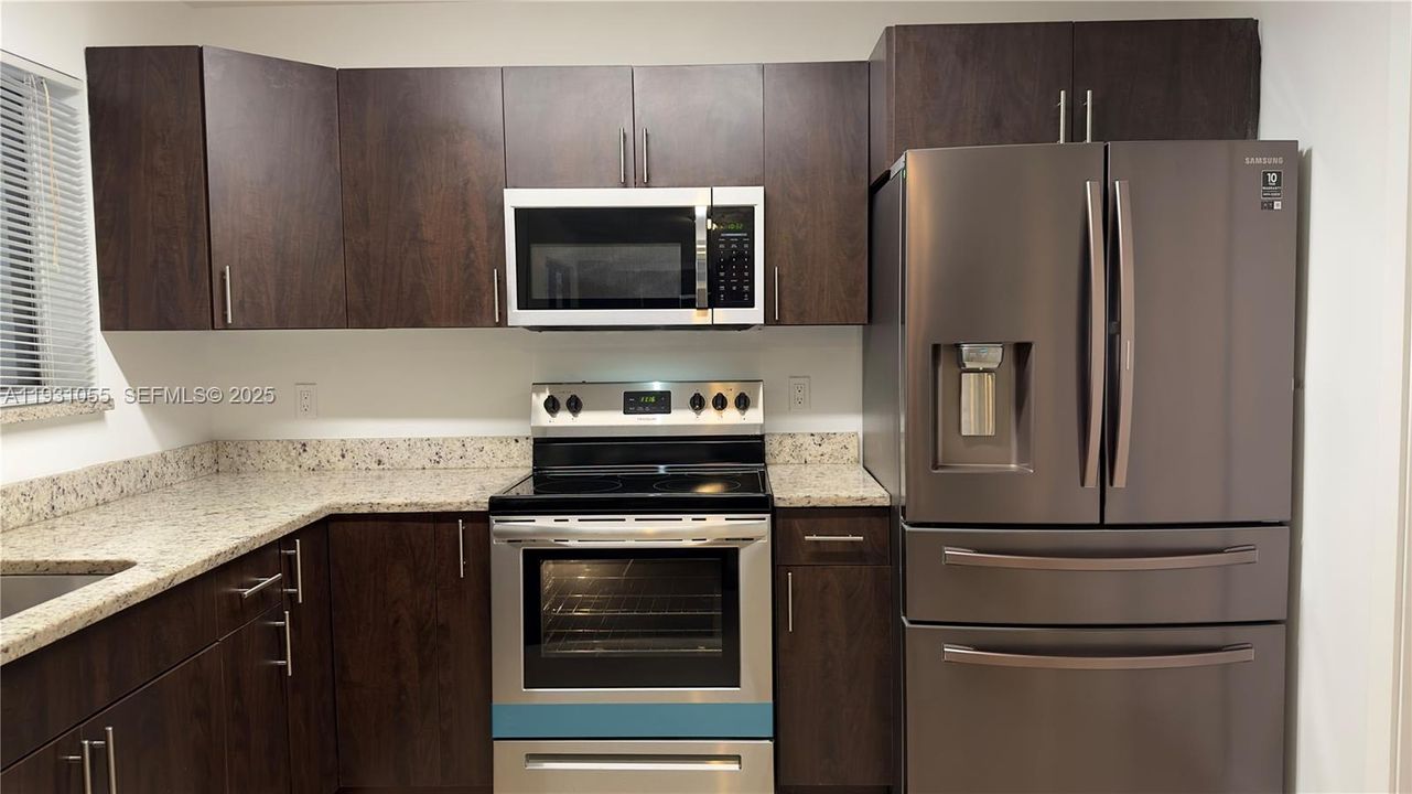 For Sale: $229,999 (3 beds, 1 baths, 1220 Square Feet)