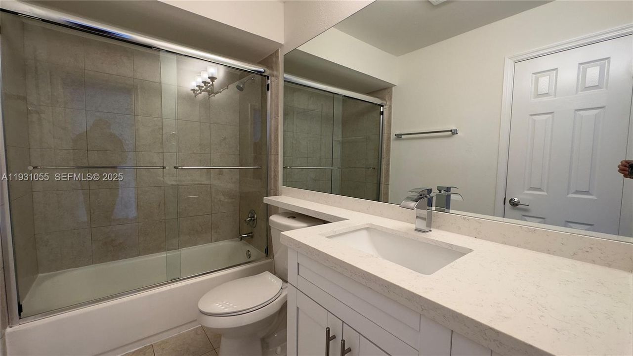 For Sale: $229,999 (3 beds, 1 baths, 1220 Square Feet)