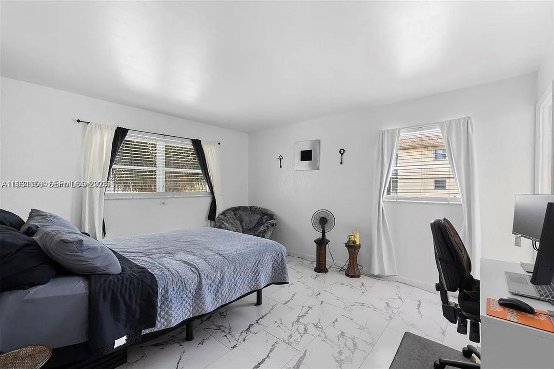 В аренду: $1,500 (2 спален, 2 ванн, 860 Квадратных фут)