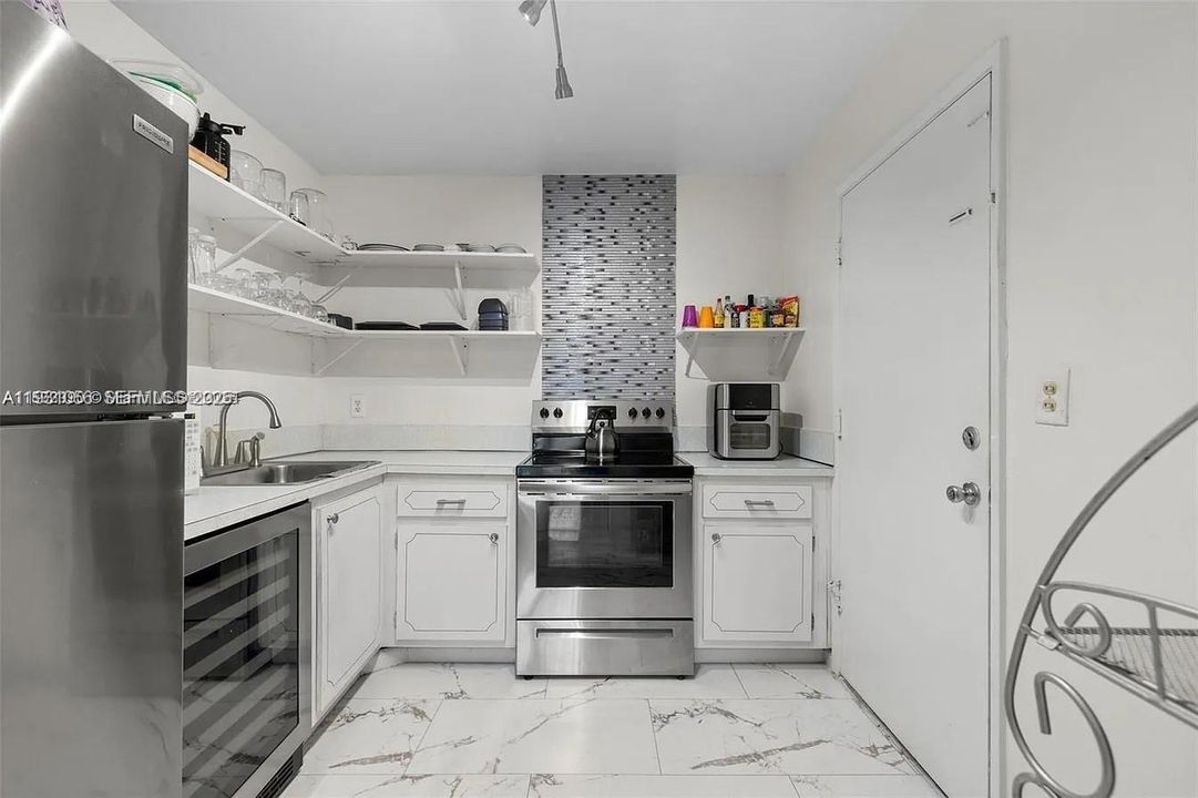 В аренду: $1,500 (2 спален, 2 ванн, 860 Квадратных фут)