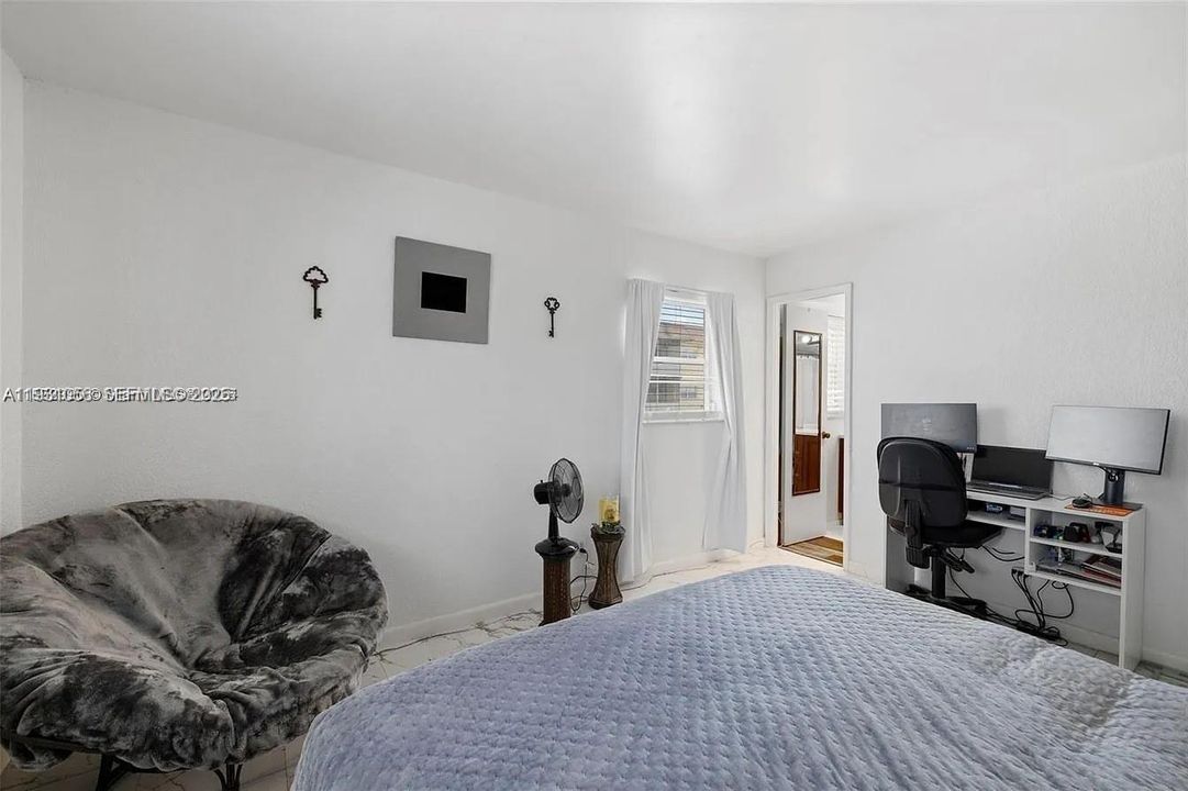 В аренду: $1,500 (2 спален, 2 ванн, 860 Квадратных фут)