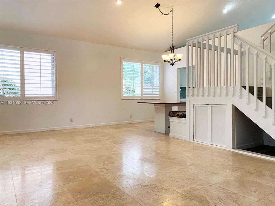 В аренду: $5,250 (3 спален, 2 ванн, 2352 Квадратных фут)