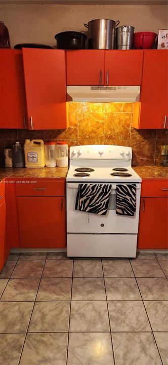 待售: $505,000 (3 贝兹, 2 浴室, 1412 平方英尺)