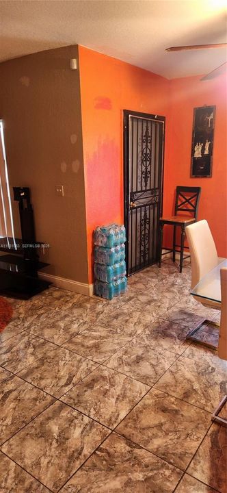 待售: $505,000 (3 贝兹, 2 浴室, 1412 平方英尺)