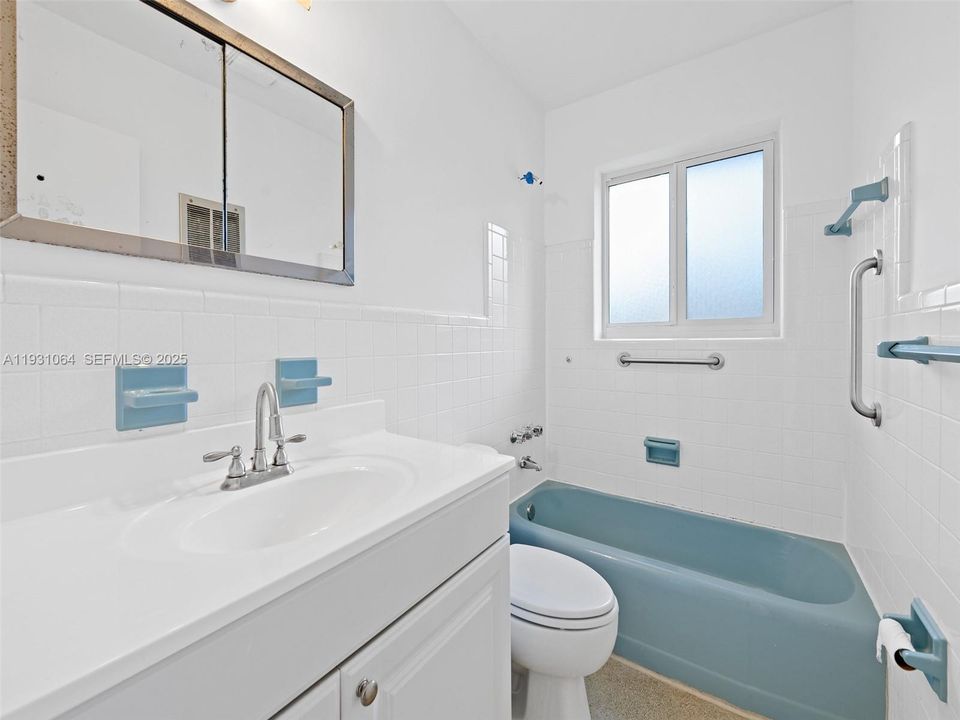 En Venta: $599,000 (3 camas, 2 baños, 1666 Pies cuadrados)