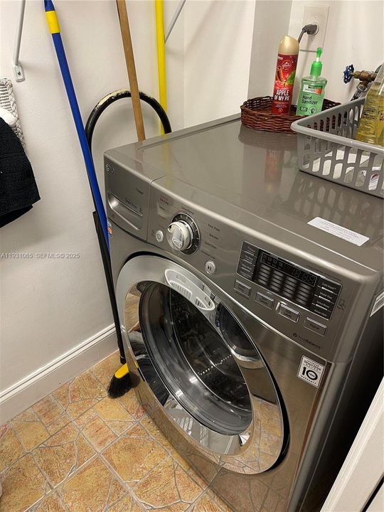 En Venta: $515,000 (1 camas, 1 baños, 806 Pies cuadrados)