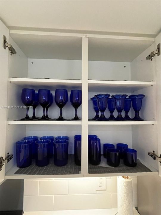 En Venta: $515,000 (1 camas, 1 baños, 806 Pies cuadrados)