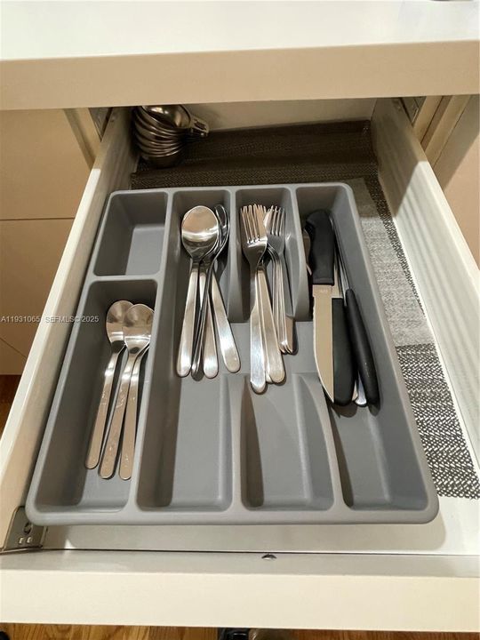 En Venta: $515,000 (1 camas, 1 baños, 806 Pies cuadrados)