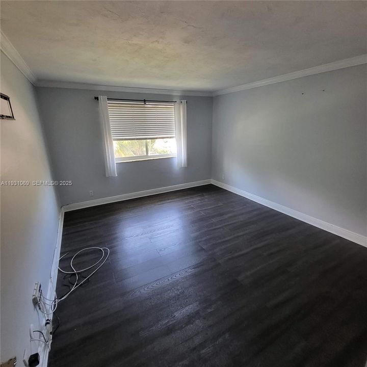 В аренду: $4,000 (2 спален, 2 ванн, 1100 Квадратных фут)