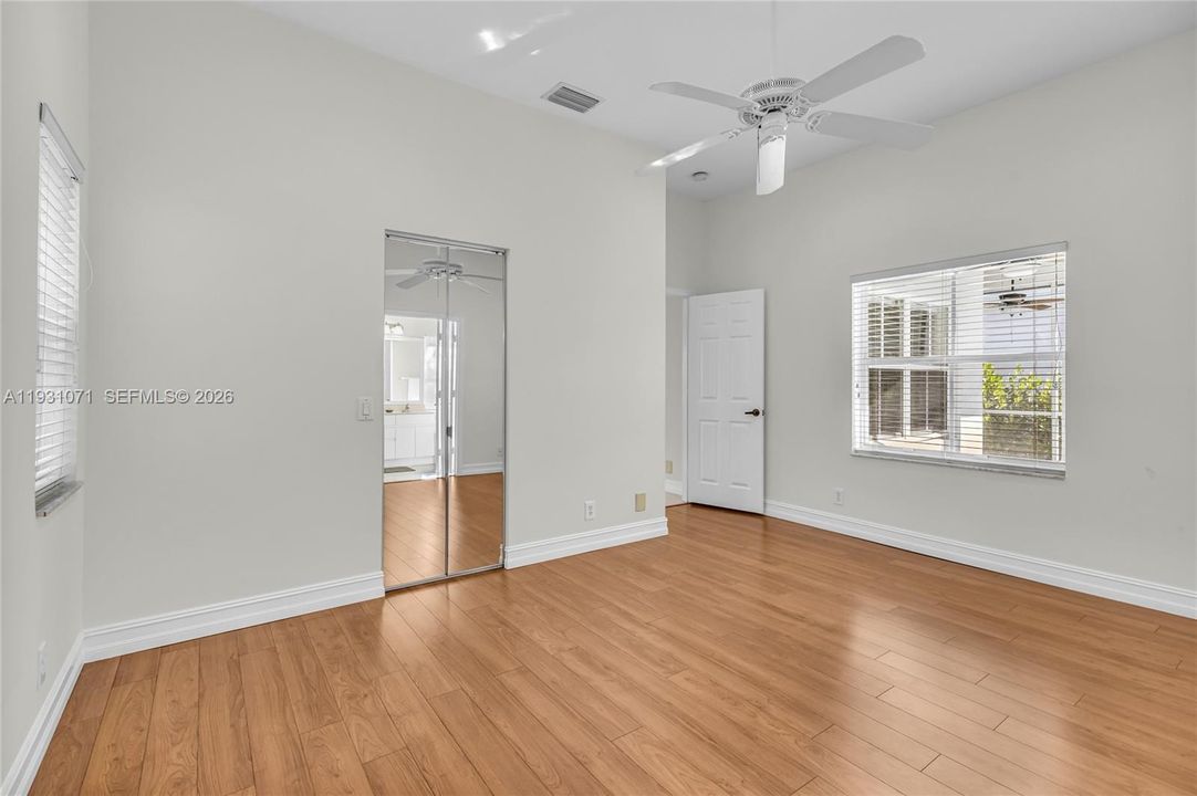 For Rent: $4,450 (3 beds, 2 baths, 1672 Square Feet)