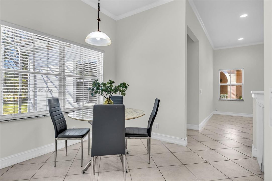 For Rent: $4,450 (3 beds, 2 baths, 1672 Square Feet)