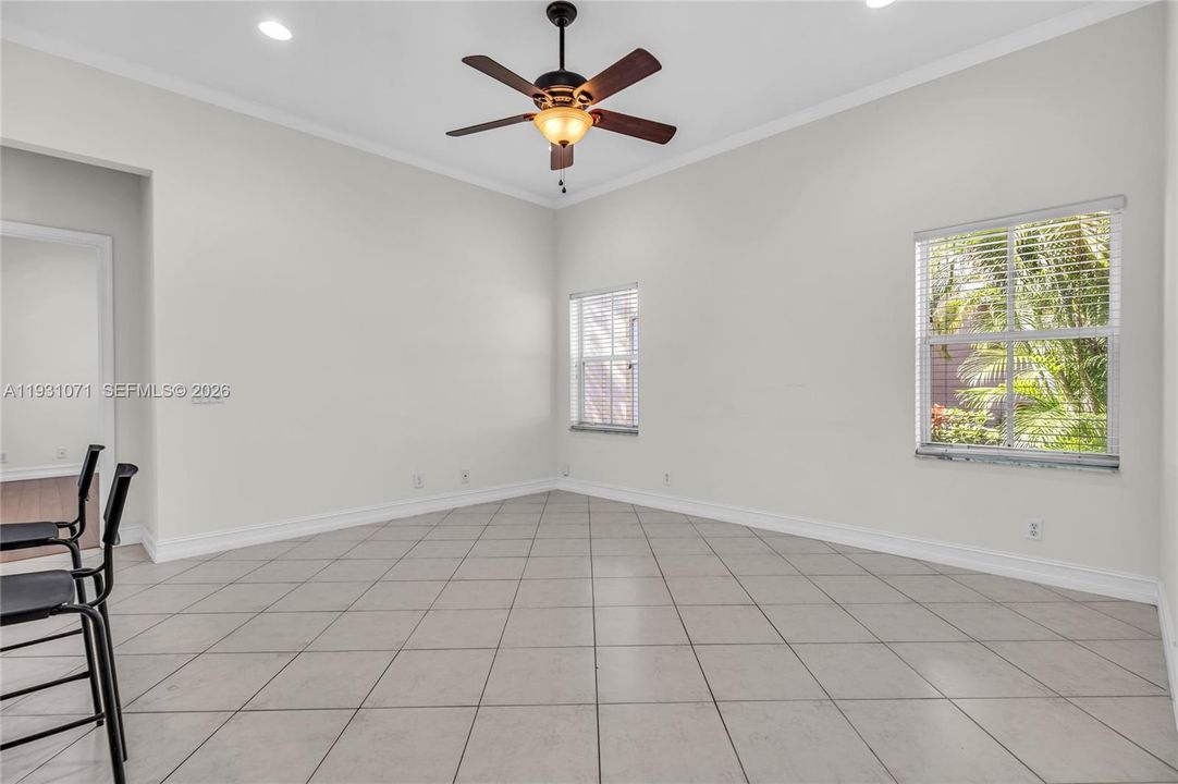 For Rent: $4,450 (3 beds, 2 baths, 1672 Square Feet)