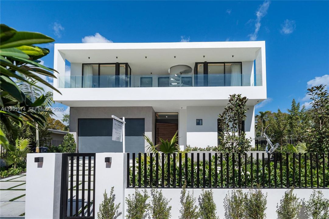 На продажу: $6,490,000 (5 спален, 5 ванн, 3750 Квадратных фут)