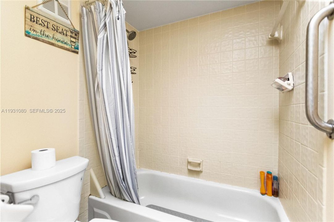 En Venta: $175,000 (2 camas, 2 baños, 1019 Pies cuadrados)