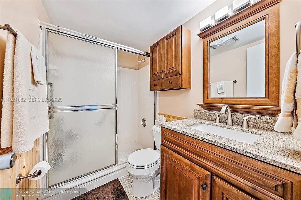 В аренду: $1,500 (2 спален, 1 ванн, 826 Квадратных фут)