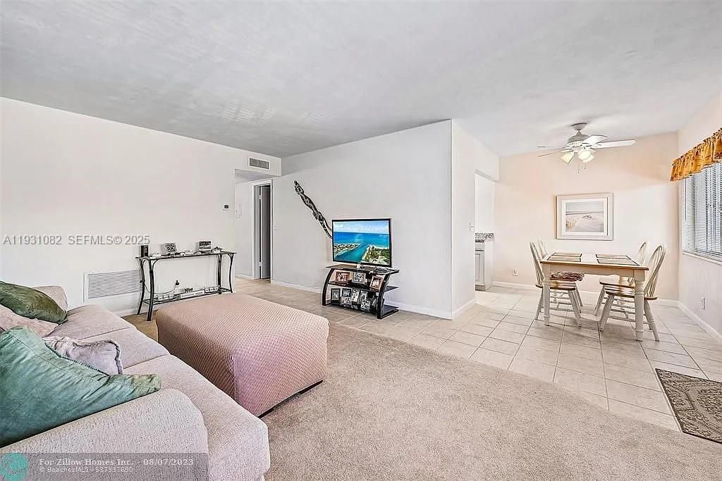 В аренду: $1,500 (2 спален, 1 ванн, 826 Квадратных фут)