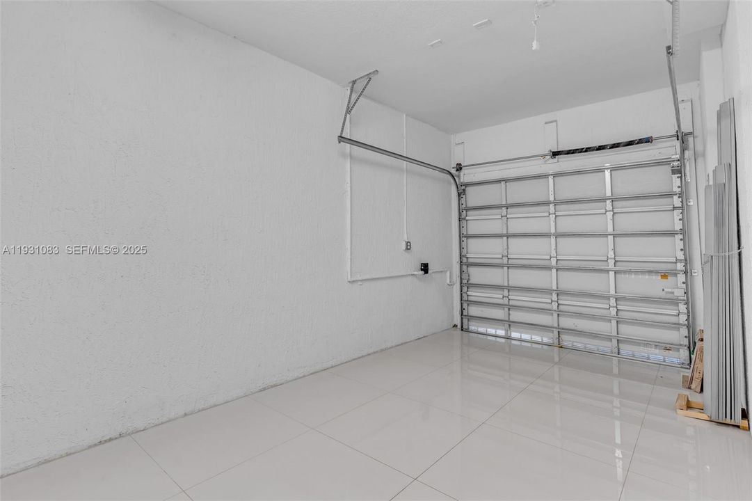 En Renta: $2,800 (3 camas, 2 baños, 1820 Pies cuadrados)