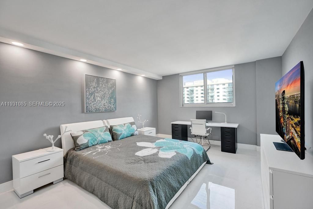 En Venta: $649,000 (2 camas, 2 baños, 1505 Pies cuadrados)