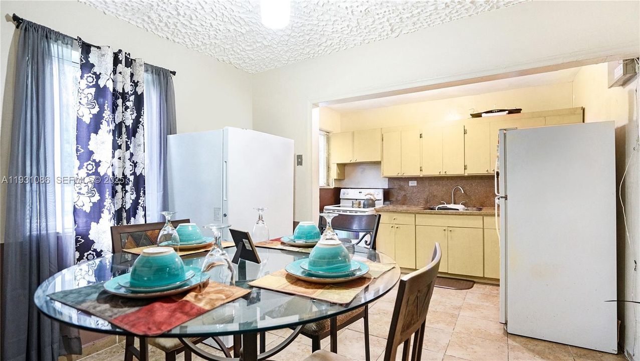 En Venta: $499,000 (3 camas, 2 baños, 1466 Pies cuadrados)