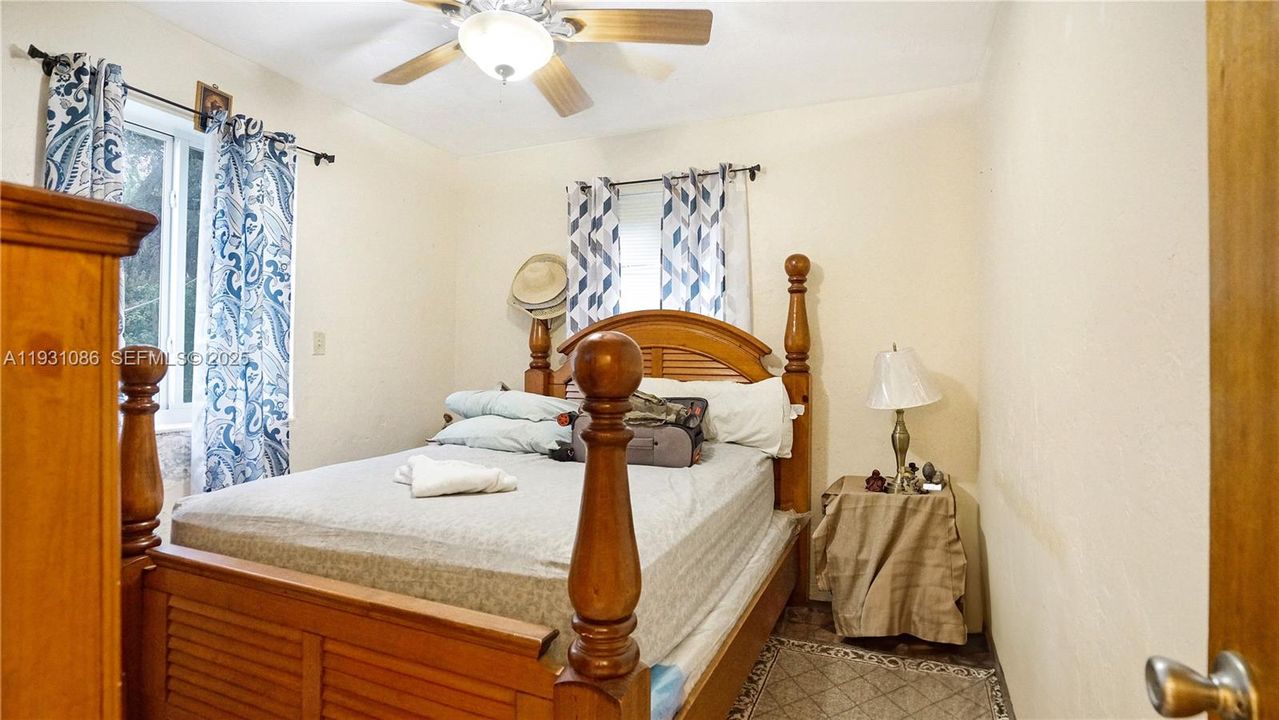 En Venta: $499,000 (3 camas, 2 baños, 1466 Pies cuadrados)