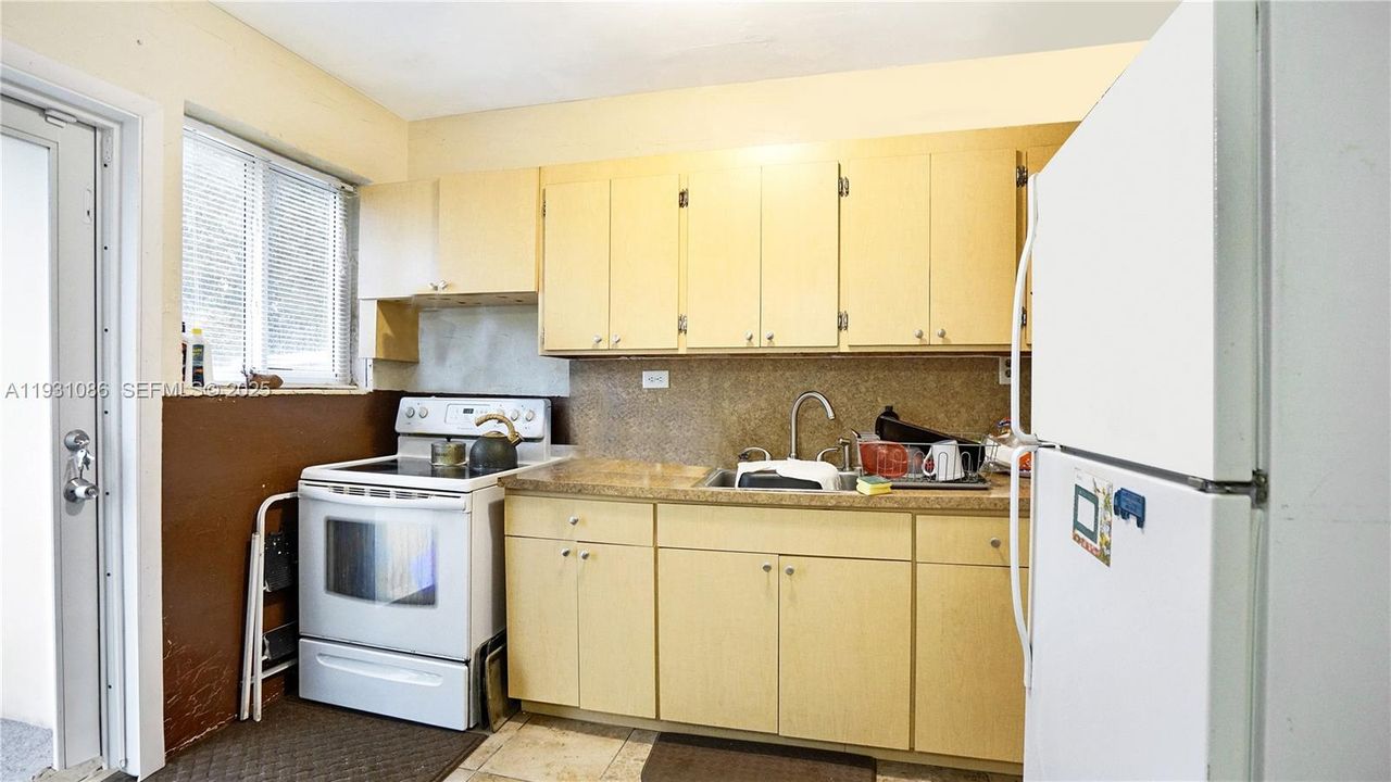 En Venta: $499,000 (3 camas, 2 baños, 1466 Pies cuadrados)