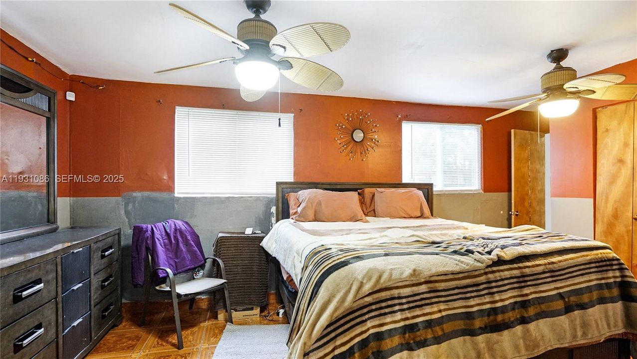 En Venta: $499,000 (3 camas, 2 baños, 1466 Pies cuadrados)