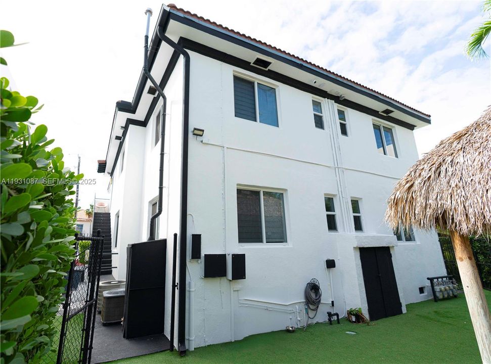 На продажу: $2,400,000 (0 спален, 0 ванн, 3474 Квадратных фут)