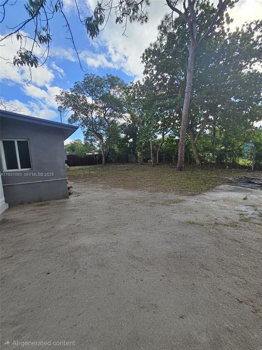 For Sale: $510,000 (3 beds, 2 baths, 594 Square Feet)