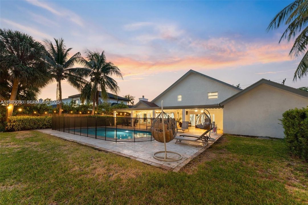 待售: $2,999,999 (5 贝兹, 3 浴室, 3828 平方英尺)