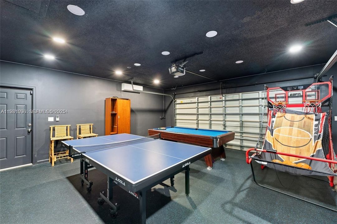 待售: $2,999,999 (5 贝兹, 3 浴室, 3828 平方英尺)