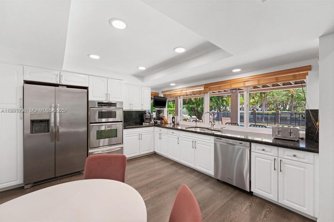 待售: $2,999,999 (5 贝兹, 3 浴室, 3828 平方英尺)