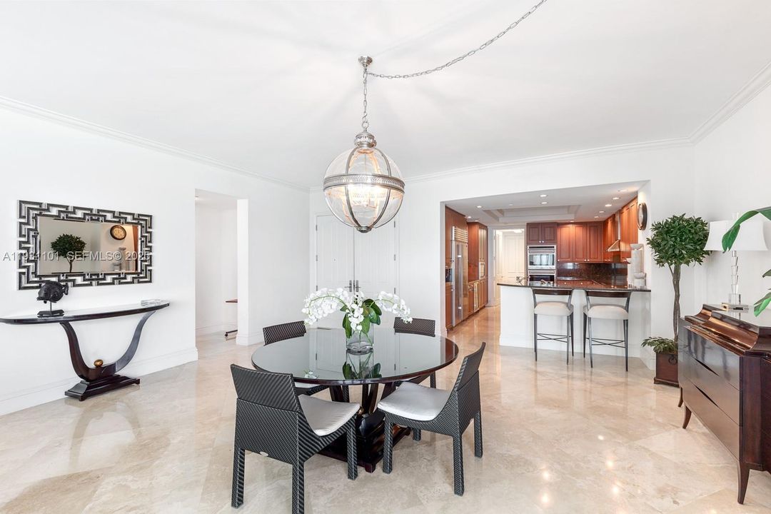 For Sale: $5,700,000 (3 beds, 3 baths, 3105 Square Feet)